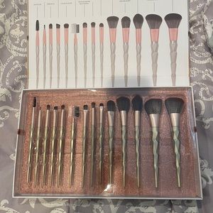 Makeup brush set